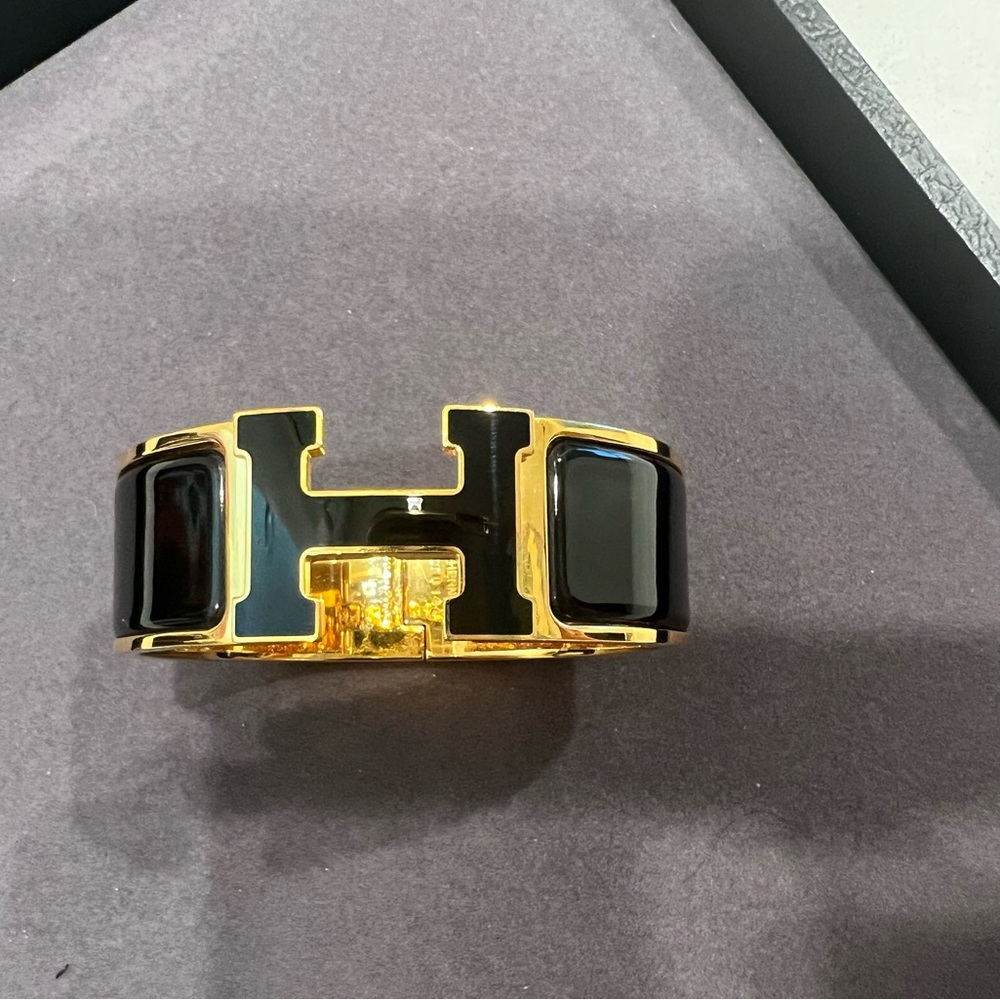 Hermes enamel wide clic clac bracelet